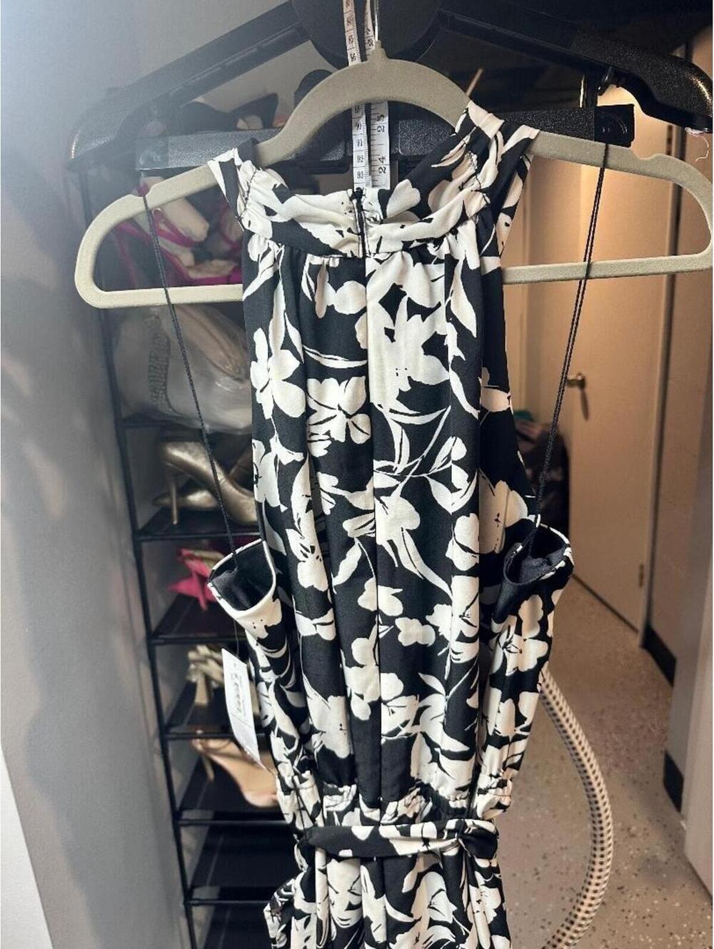 Donna Morgan / London Times Woman Black & White Floral Halter Maxi Dress SZ 16 - Picture 5 of 8